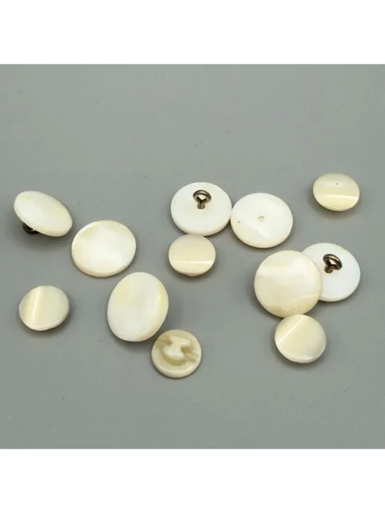 Vintage Glass Jar Assorted Buttons Mother of Pearl Variety Crochet Cover - Picture 2 of 16